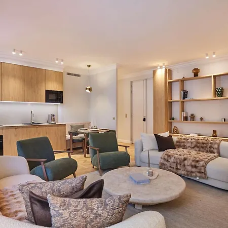 Luxurious Airconditioned Arc De Triomphe Appartamento