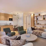 Luxurious Airconditioned Apartment Arc De Triomphe