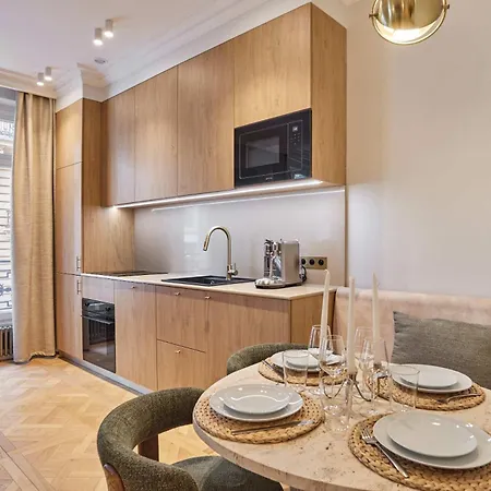 Apartment Luxurious Airconditioned Arc De Triomphe Paris